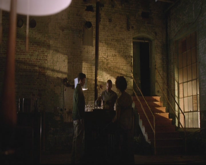VampireDiariesWorld-dot-org_TheOriginals1x19AnUnblinkingDeath2256.jpg