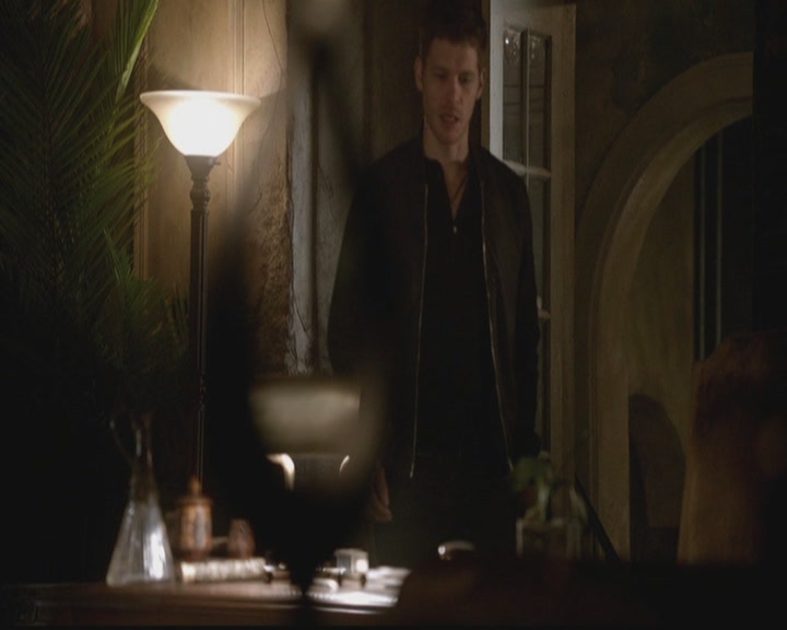 VampireDiariesWorld-dot-org_TheOriginals1x19AnUnblinkingDeath2274.jpg