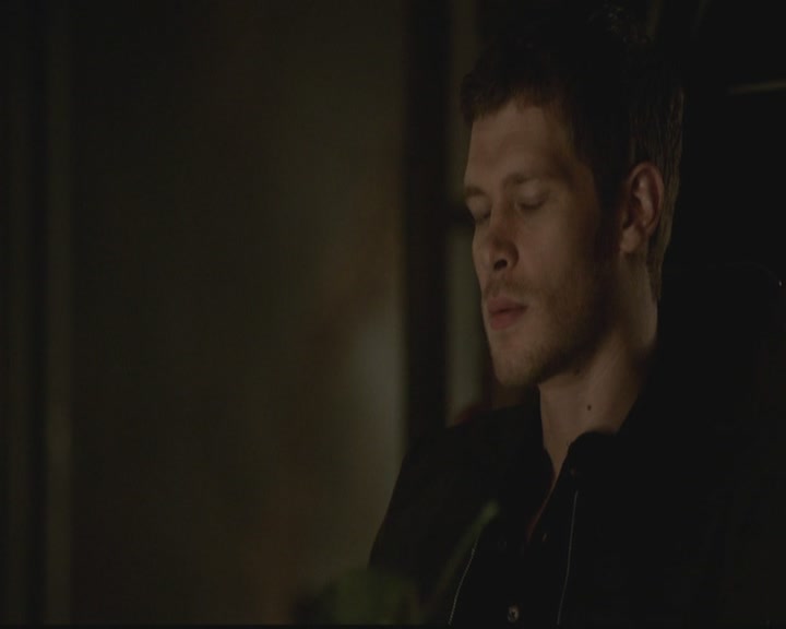 VampireDiariesWorld-dot-org_TheOriginals1x19AnUnblinkingDeath2307.jpg