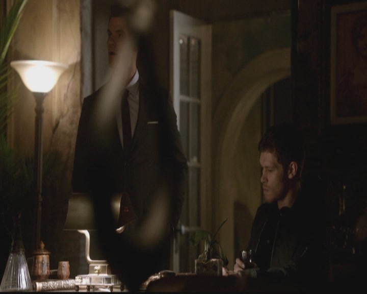 VampireDiariesWorld-dot-org_TheOriginals1x19AnUnblinkingDeath2314.jpg