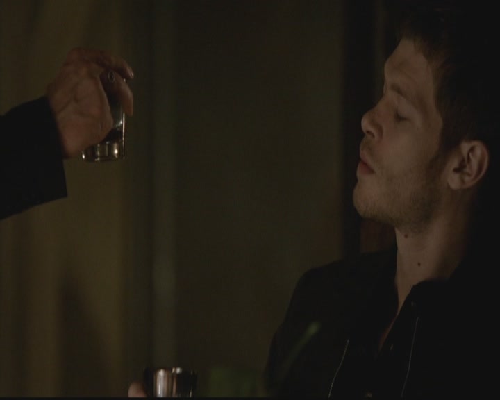 VampireDiariesWorld-dot-org_TheOriginals1x19AnUnblinkingDeath2322.jpg