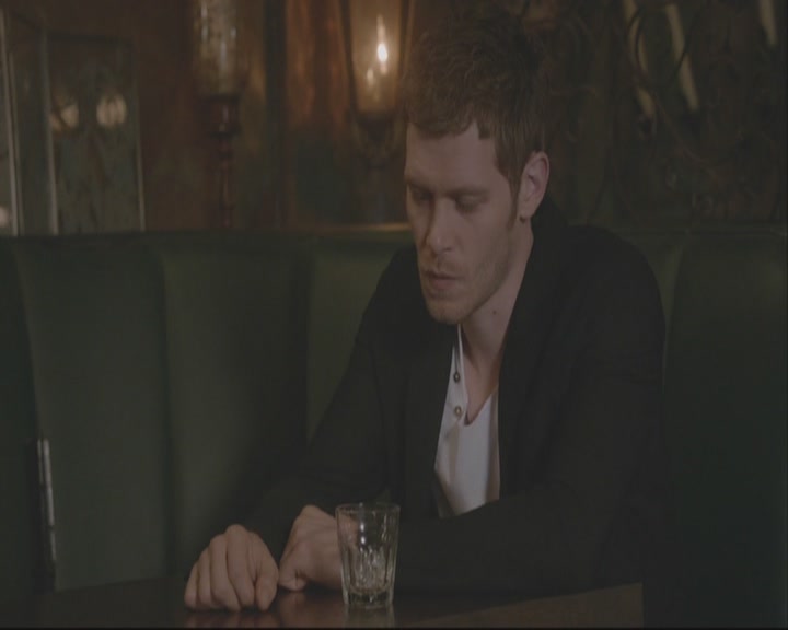 VampireDiariesWorld-dot-org_TheOriginals1x20ACloserWalkWithThee-deletedscene0037.jpg
