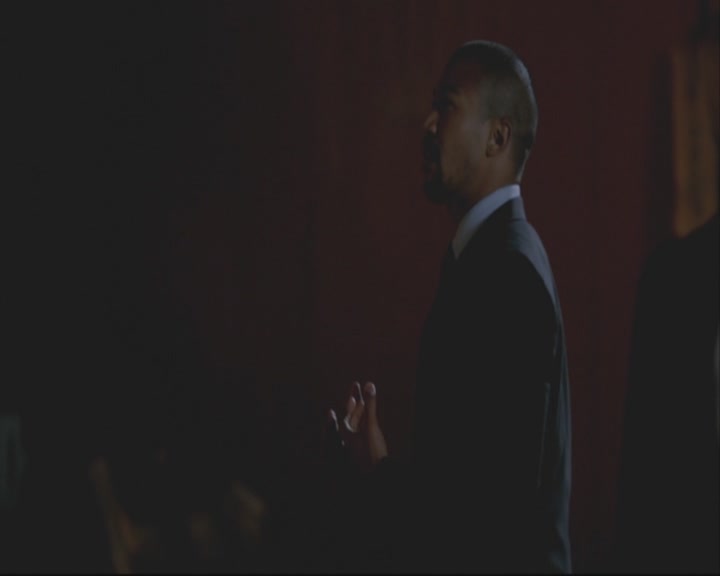 VampireDiariesWorld-dot-org_TheOriginals1x20ACloserWalkWithThee-deletedscene0083.jpg