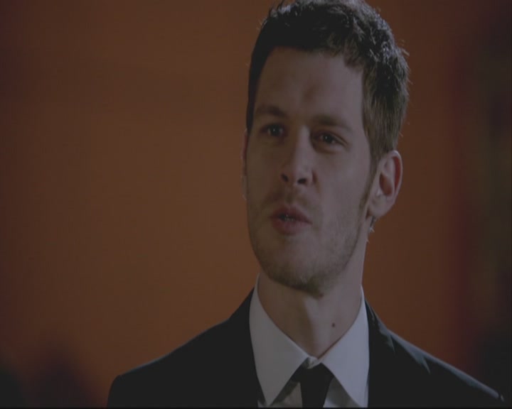 VampireDiariesWorld-dot-org_TheOriginals1x20ACloserWalkWithThee-deletedscene0112.jpg