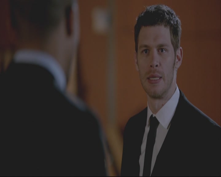 VampireDiariesWorld-dot-org_TheOriginals1x20ACloserWalkWithThee-deletedscene0120.jpg