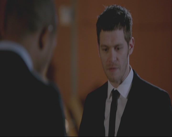 VampireDiariesWorld-dot-org_TheOriginals1x20ACloserWalkWithThee-deletedscene0122.jpg