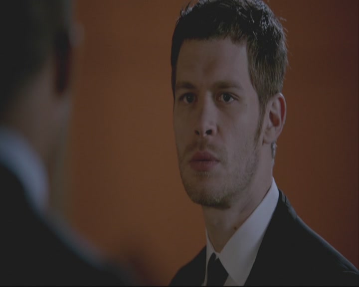 VampireDiariesWorld-dot-org_TheOriginals1x20ACloserWalkWithThee-deletedscene0159.jpg