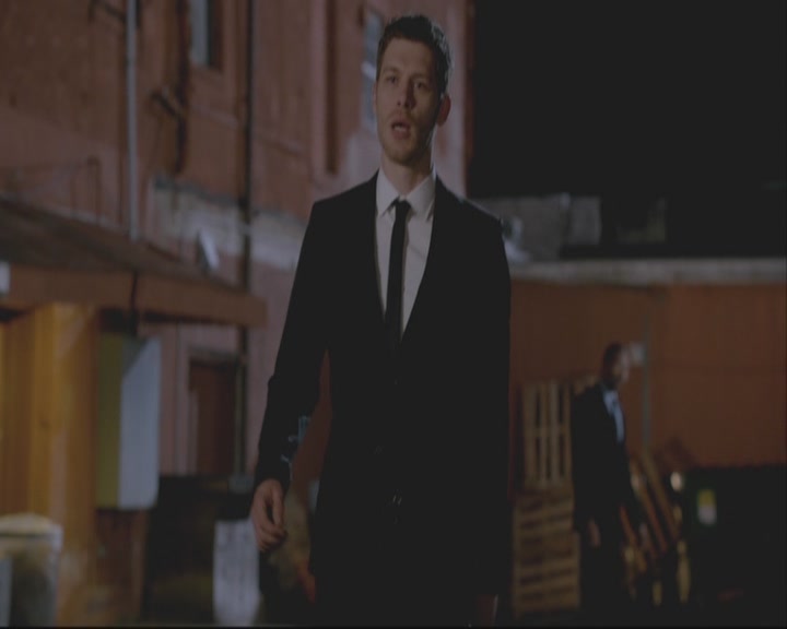 VampireDiariesWorld-dot-org_TheOriginals1x20ACloserWalkWithThee-deletedscene0185.jpg