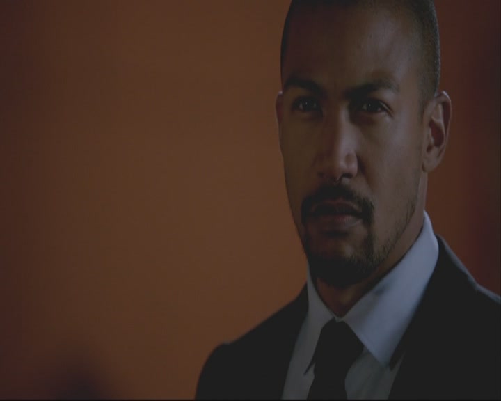 VampireDiariesWorld-dot-org_TheOriginals1x20ACloserWalkWithThee-deletedscene0225.jpg