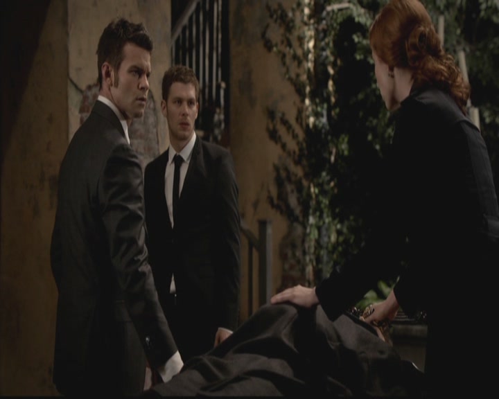VampireDiariesWorld-dot-org_TheOriginals1x20ACloserWalkWithThee1516.jpg