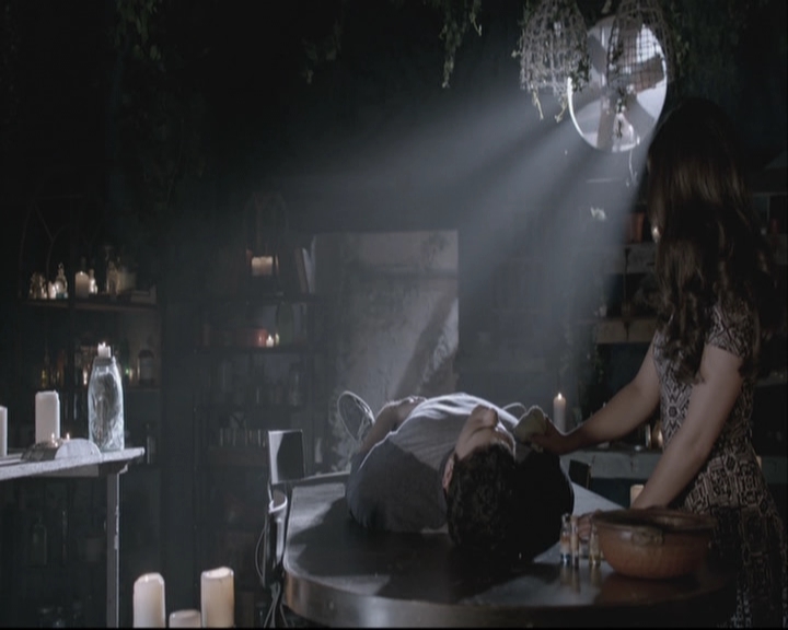 VampireDiariesWorld-dot-org_TheOriginals1x21TheBattleOfNewOrleans-deletedscene0178.jpg