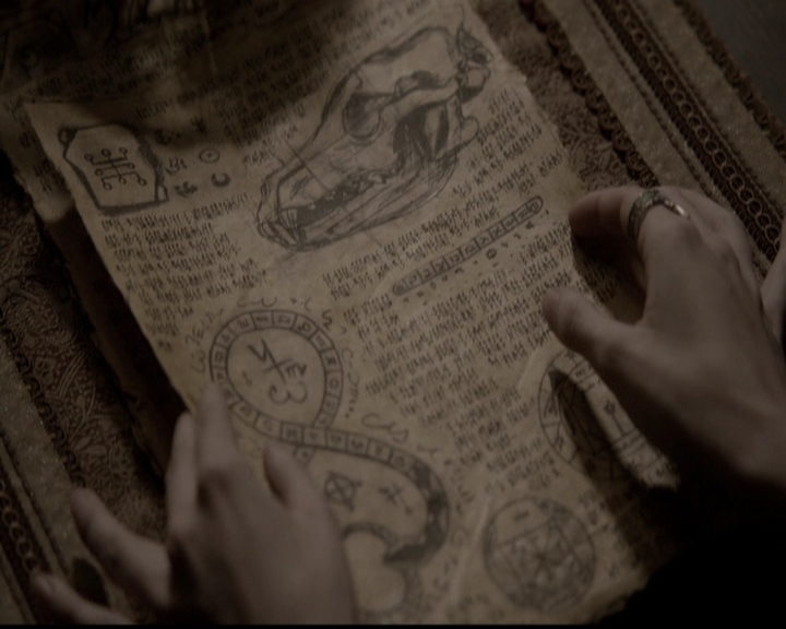 VampireDiariesWorld-dot-org_TheOriginals1x21TheBattleOfNewOrleans0226.jpg