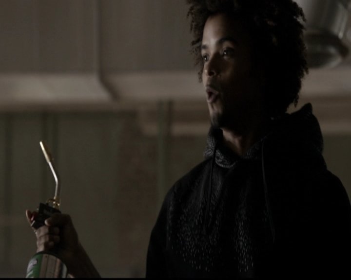 VampireDiariesWorld-dot-org_TheOriginals1x21TheBattleOfNewOrleans0457.jpg