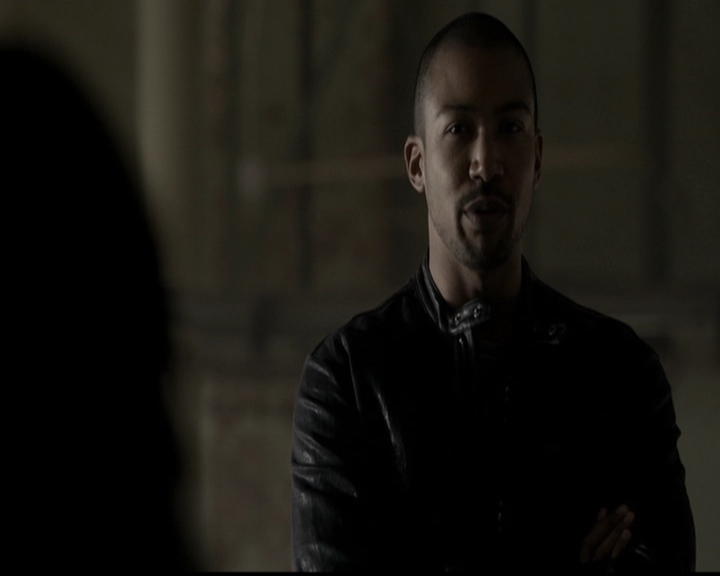 VampireDiariesWorld-dot-org_TheOriginals1x21TheBattleOfNewOrleans0463.jpg