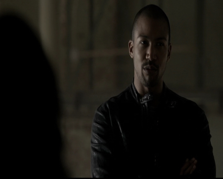 VampireDiariesWorld-dot-org_TheOriginals1x21TheBattleOfNewOrleans0464.jpg