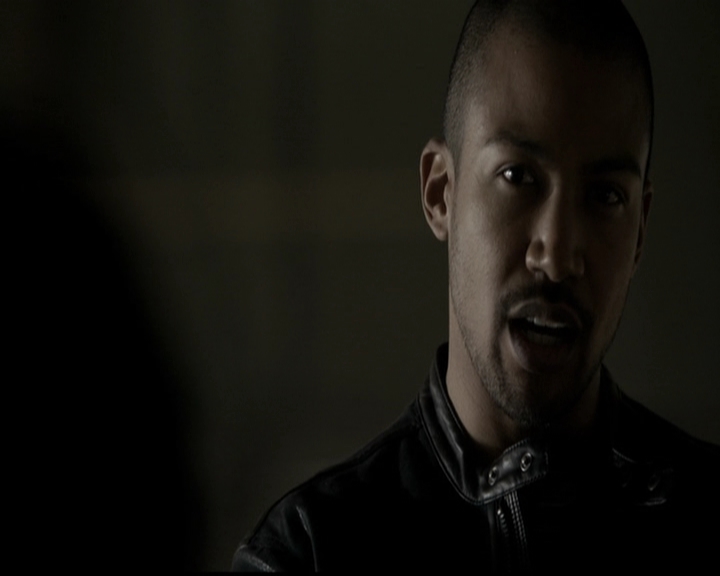 VampireDiariesWorld-dot-org_TheOriginals1x21TheBattleOfNewOrleans0465.jpg