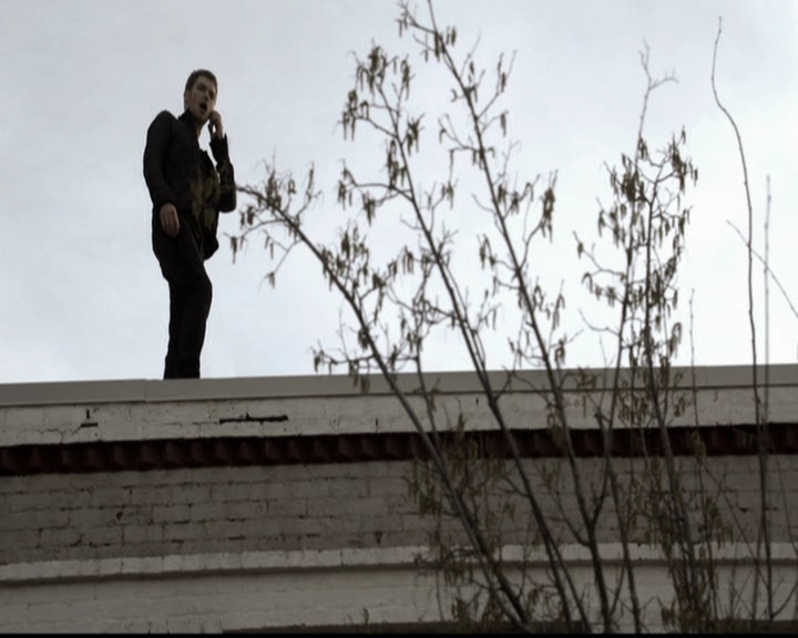 VampireDiariesWorld-dot-org_TheOriginals1x21TheBattleOfNewOrleans0520.jpg