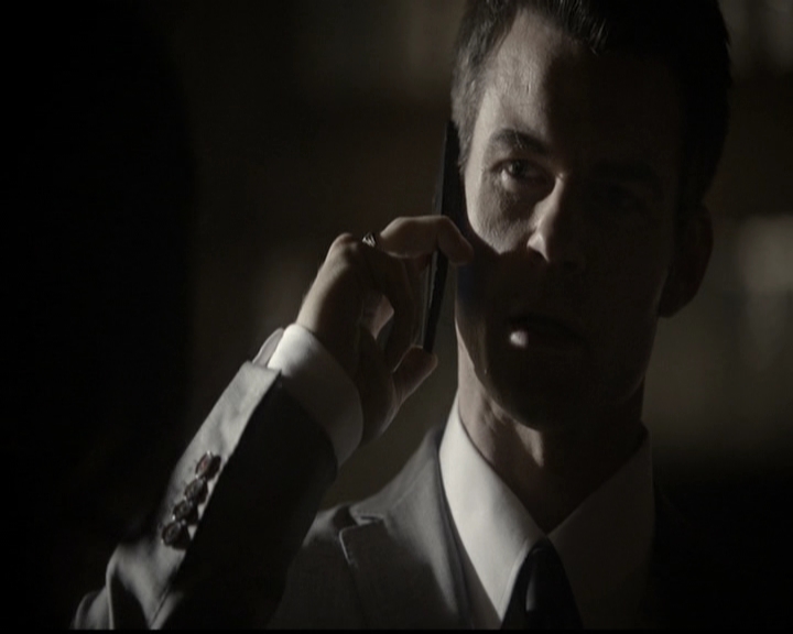 VampireDiariesWorld-dot-org_TheOriginals1x21TheBattleOfNewOrleans0528.jpg