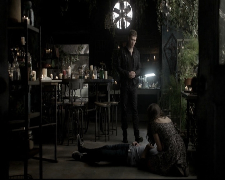 VampireDiariesWorld-dot-org_TheOriginals1x21TheBattleOfNewOrleans0599.jpg