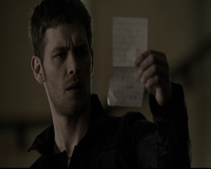 VampireDiariesWorld-dot-org_TheOriginals1x21TheBattleOfNewOrleans0940.jpg