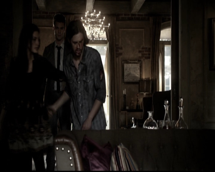 VampireDiariesWorld-dot-org_TheOriginals1x21TheBattleOfNewOrleans0964.jpg
