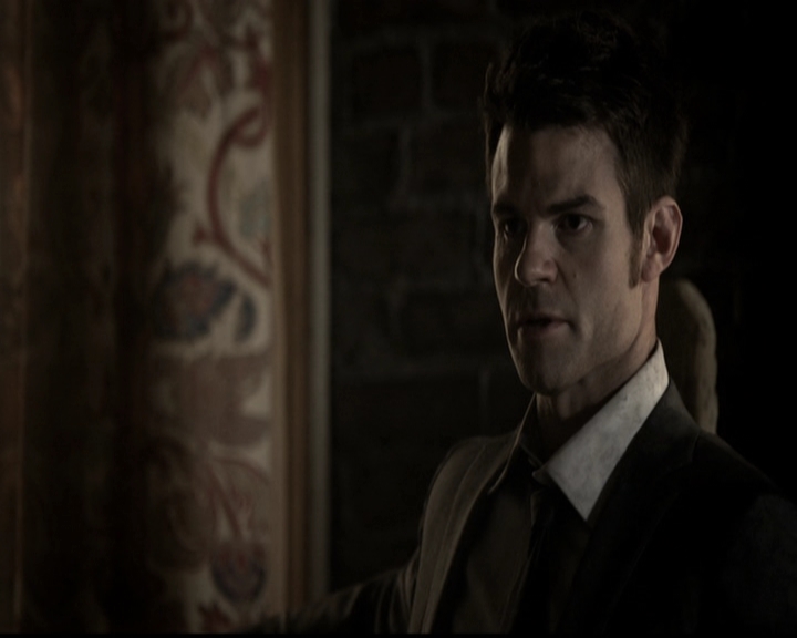 VampireDiariesWorld-dot-org_TheOriginals1x21TheBattleOfNewOrleans0970.jpg