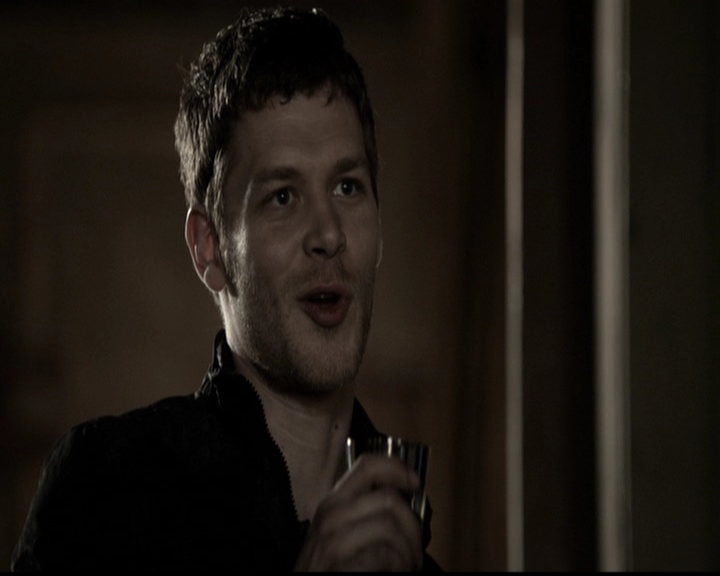VampireDiariesWorld-dot-org_TheOriginals1x21TheBattleOfNewOrleans0980.jpg