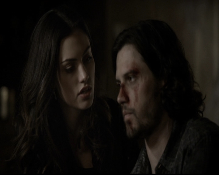 VampireDiariesWorld-dot-org_TheOriginals1x21TheBattleOfNewOrleans0985.jpg