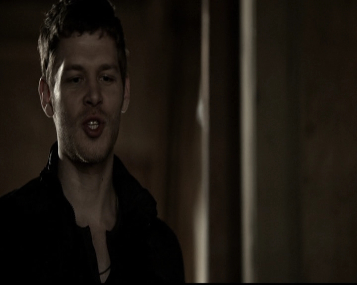 VampireDiariesWorld-dot-org_TheOriginals1x21TheBattleOfNewOrleans0990.jpg