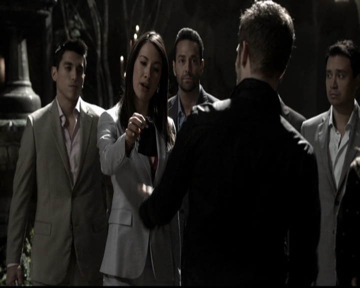 VampireDiariesWorld-dot-org_TheOriginals1x21TheBattleOfNewOrleans1032.jpg