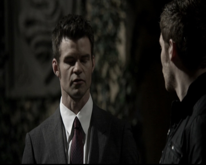 VampireDiariesWorld-dot-org_TheOriginals1x21TheBattleOfNewOrleans1044.jpg