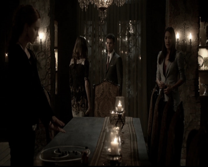 VampireDiariesWorld-dot-org_TheOriginals1x21TheBattleOfNewOrleans1401.jpg