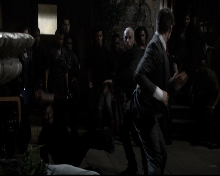 VampireDiariesWorld-dot-org_TheOriginals1x21TheBattleOfNewOrleans1561.jpg