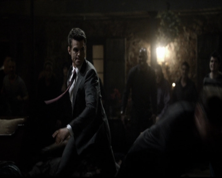 VampireDiariesWorld-dot-org_TheOriginals1x21TheBattleOfNewOrleans1566.jpg