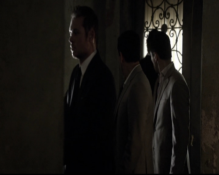 VampireDiariesWorld-dot-org_TheOriginals1x21TheBattleOfNewOrleans1579.jpg