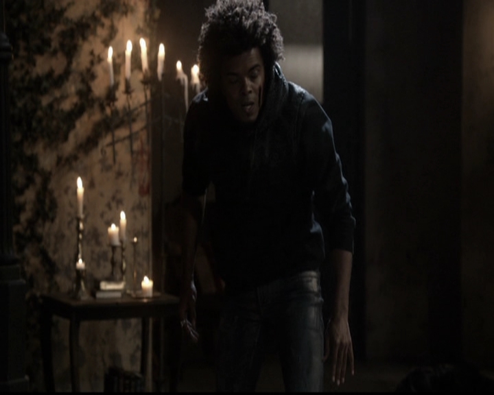 VampireDiariesWorld-dot-org_TheOriginals1x21TheBattleOfNewOrleans1796.jpg VampireDiariesWorld-dot-org_TheOriginals1x21TheBattleOfNewOrleans1796.jpg
