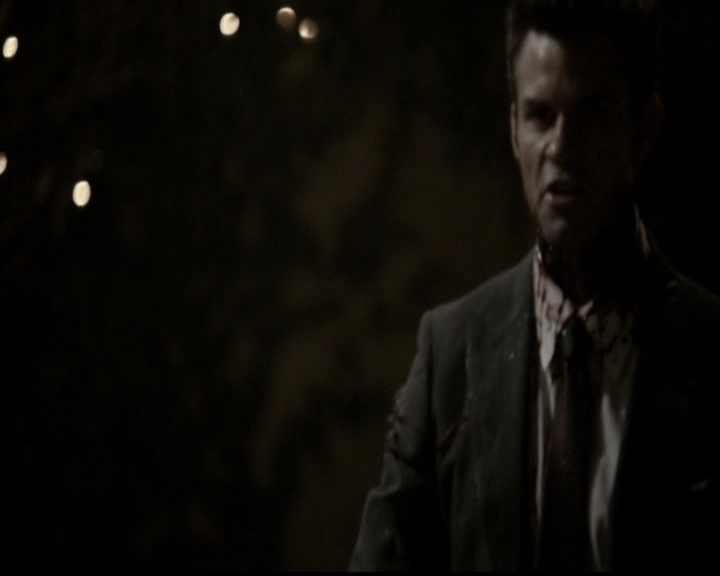 VampireDiariesWorld-dot-org_TheOriginals1x21TheBattleOfNewOrleans2221.jpg