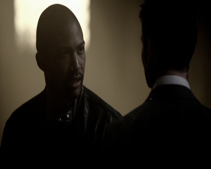 VampireDiariesWorld-dot-org_TheOriginals1x21TheBattleOfNewOrleans2239.jpg