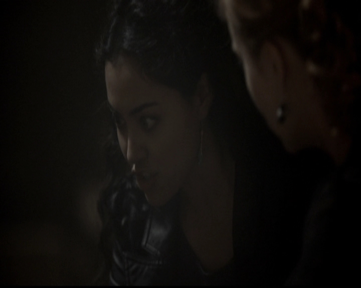 VampireDiariesWorld-dot-org_TheOriginals1x21TheBattleOfNewOrleans2290.jpg