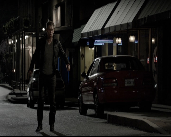 VampireDiariesWorld-dot-org_TheOriginals1x21TheBattleOfNewOrleans2311.jpg