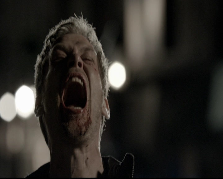 VampireDiariesWorld-dot-org_TheOriginals1x21TheBattleOfNewOrleans2319.jpg