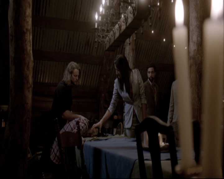 VampireDiariesWorld-dot-org_TheOriginals1x22FromACradleToAGrave-deletedscene0353.jpg