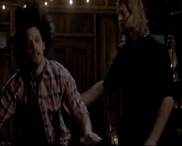 VampireDiariesWorld-dot-org_TheOriginals1x22FromACradleToAGrave-deletedscene0358.jpg