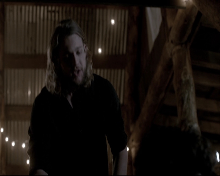 VampireDiariesWorld-dot-org_TheOriginals1x22FromACradleToAGrave-deletedscene0418.jpg