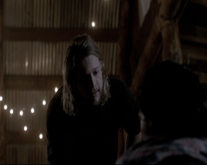 VampireDiariesWorld-dot-org_TheOriginals1x22FromACradleToAGrave-deletedscene0419.jpg