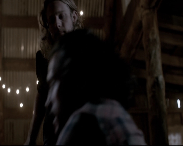 VampireDiariesWorld-dot-org_TheOriginals1x22FromACradleToAGrave-deletedscene0422.jpg