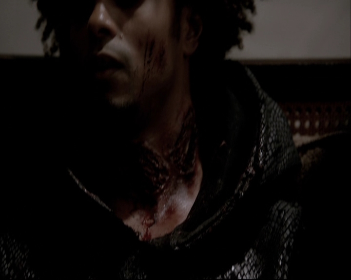VampireDiariesWorld-dot-org_TheOriginals1x22FromACradleToAGrave-deletedscene0473.jpg