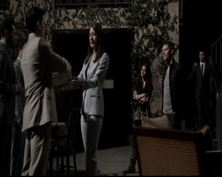 VampireDiariesWorld-dot-org_TheOriginals1x22FromACradleToAGrave1021.jpg VampireDiariesWorld-dot-org_TheOriginals1x22FromACradleToAGrave1021.jpg