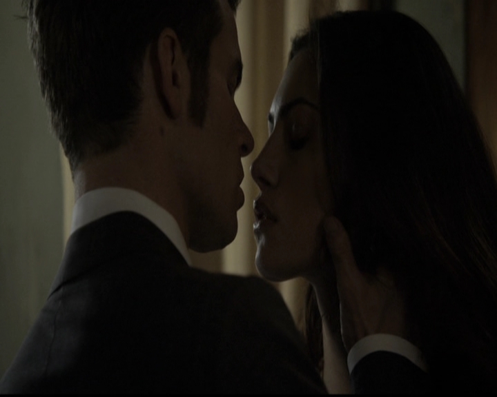 VampireDiariesWorld-dot-org_TheOriginals1x22FromACradleToAGrave1185.jpg VampireDiariesWorld-dot-org_TheOriginals1x22FromACradleToAGrave1185.jpg