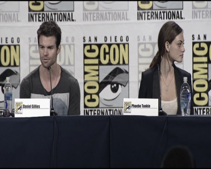 VampireDiariesWorld-dot-org_TheOriginalsS1-2013ComicConPanel0680.jpg